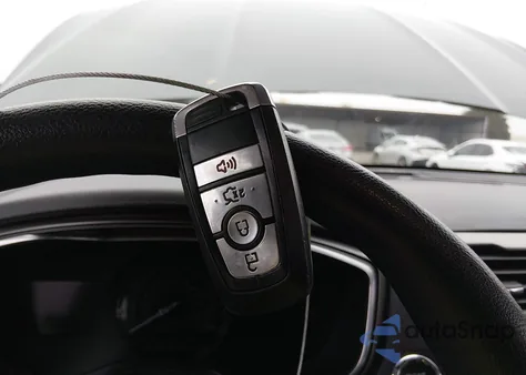 2020 Ford Fusion S z USA, uszkodzony, nr VIN 3FA6P0G76LR256257